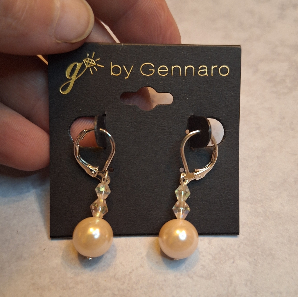 Gold Pearl Drop Earrings 15$